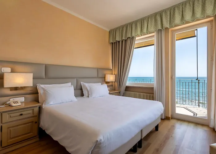B&B Hotel Diano Marina Palace