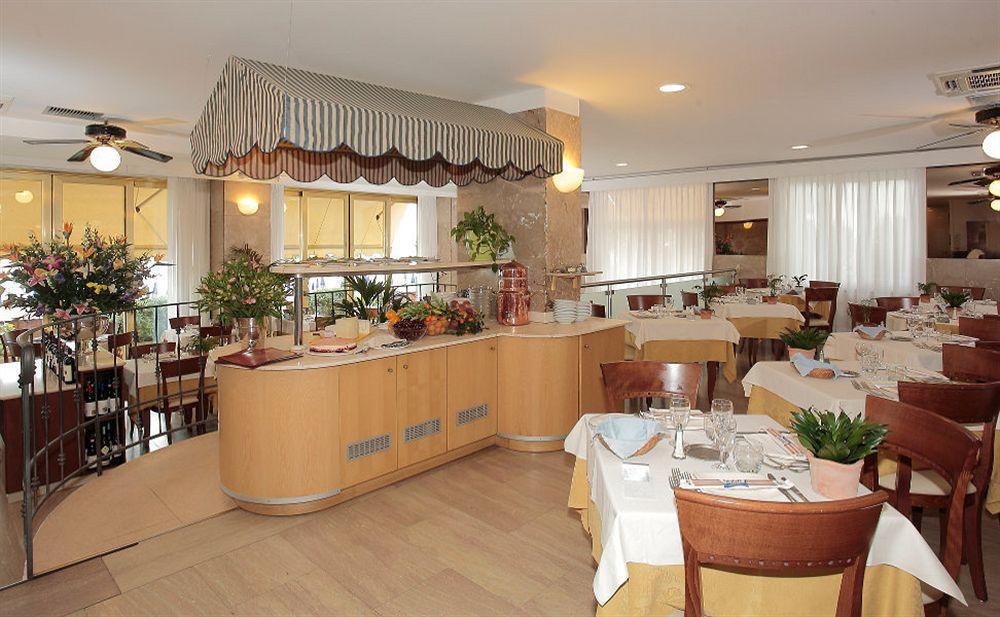 Palace Hotel 4*