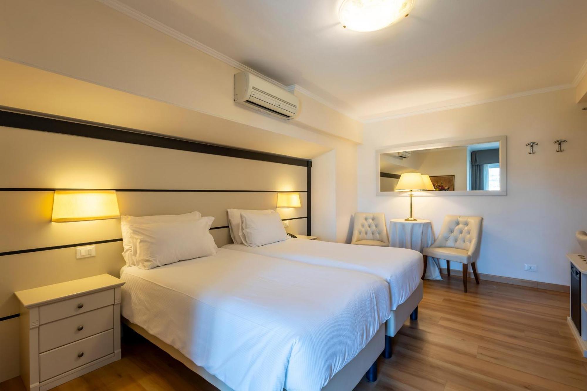 Hotel Palace Diano Marina