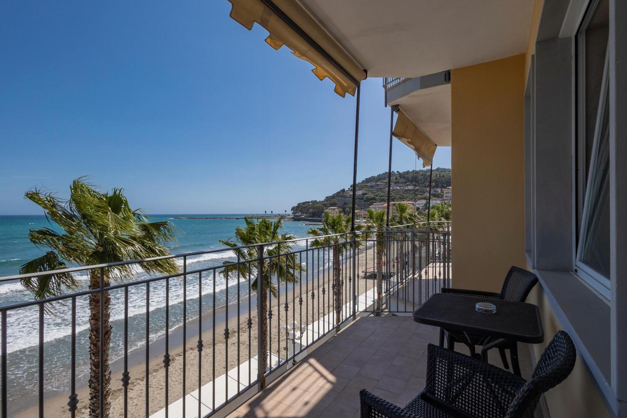 Hotel Palace Diano Marina