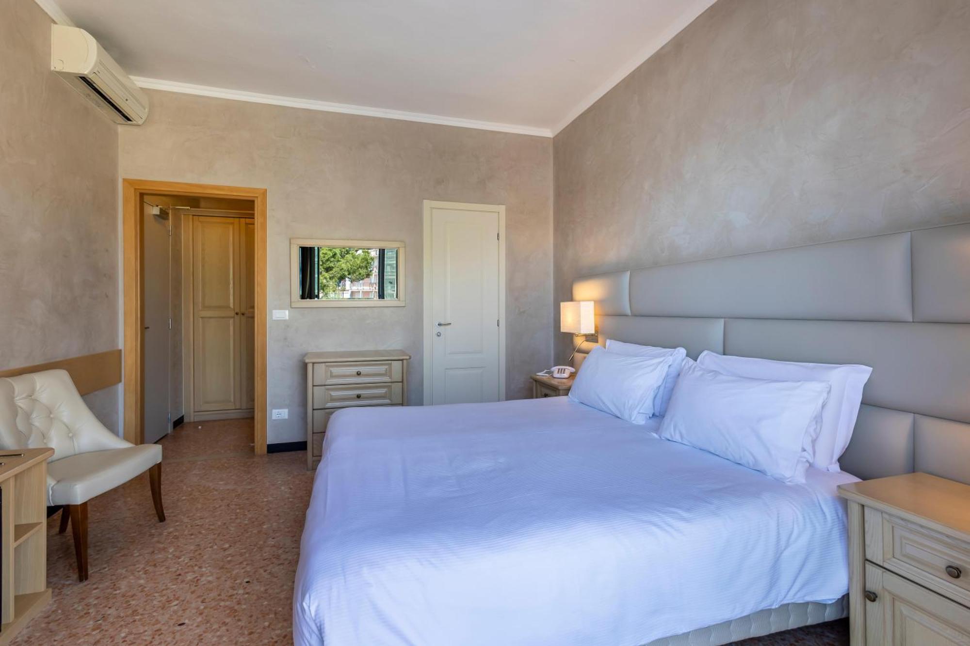 Palace Hotel Diano Marina