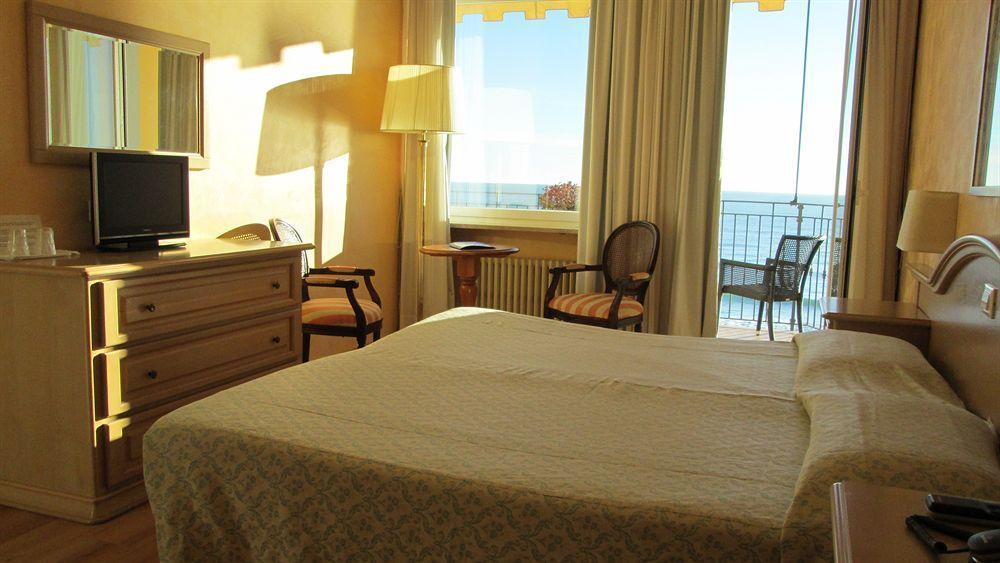Palace 4*