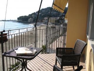 Palace Diano Marina